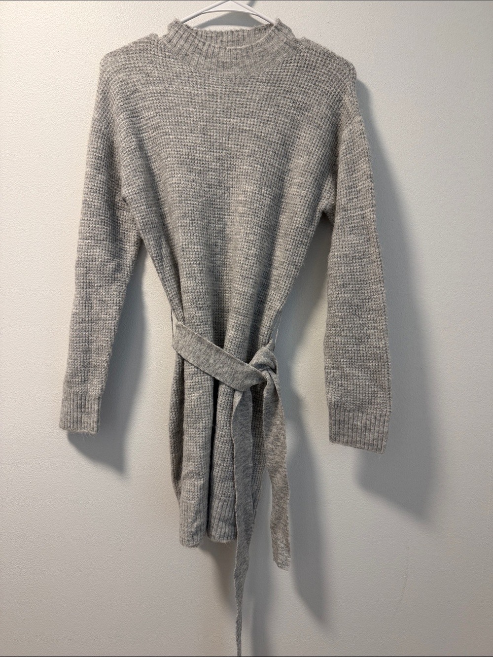 Shoe Dazzle Light Gray Tie-Waist Crewneck Sweater SZ S